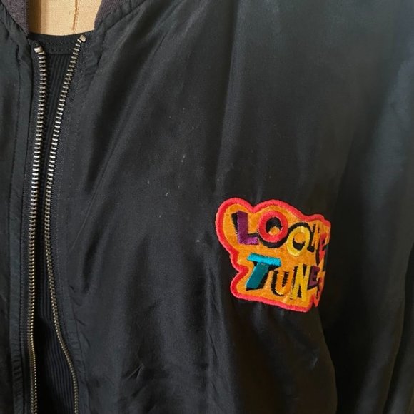 Vintage Looney Tunes Bugs Bunny Silk Embroidered Bomber Jacket size XL Black - Picture 10 of 10